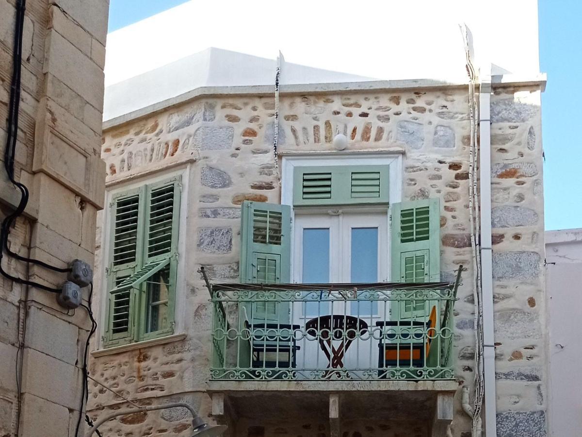1872 - Agnes, Cozy Stony Apartment With Balcony Ermoupoli Exterior photo